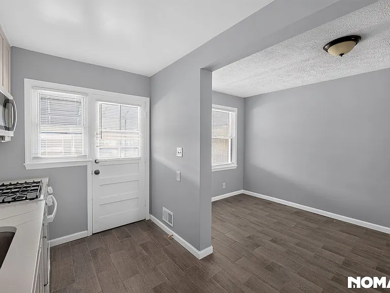 2229 Redthorn Rd — Photo 19