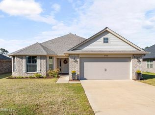 2520 Rutherford Dr, Southaven, MS 38672