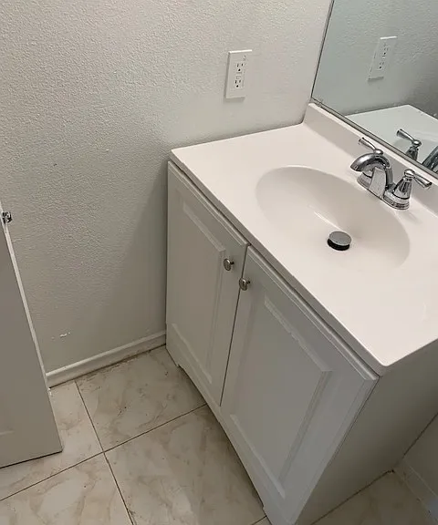 204 Poinsettia Pine Ct #202 — Photo 4