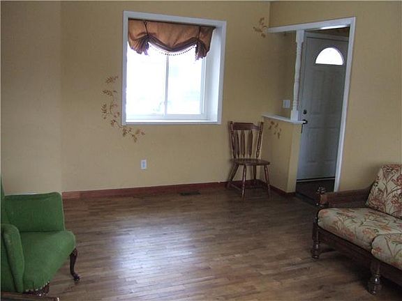 4th image of 1558 Tuscany Ln