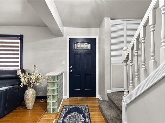 5th image of 37204 Booth Ave