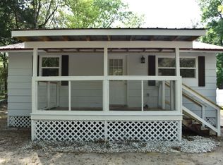 159 Sycamore Dr, Freeport, FL 32439