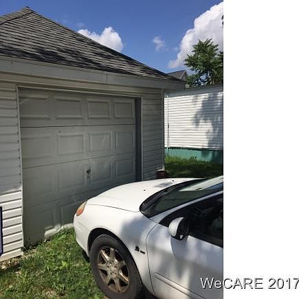 2nd image of 206 W Silver St