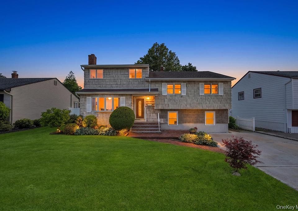 1st image of 11 Edgewood Drive