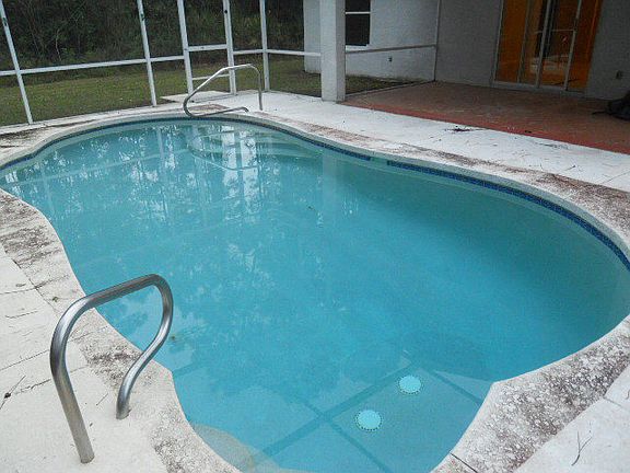 5th image of 33 Beauford Ln