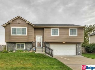 3227 Wilhelminia Dr, Bellevue, NE 68123