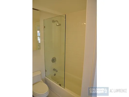 Rented by Aclawrence | media 22