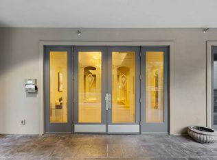 10398 NE 17th St, Bellevue, WA 98004