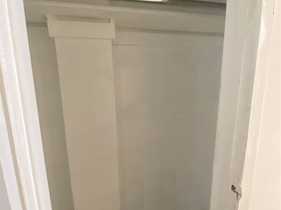 4th image of 1512 Leland Ave