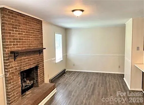 1817 Balfour Ln — Photo 12