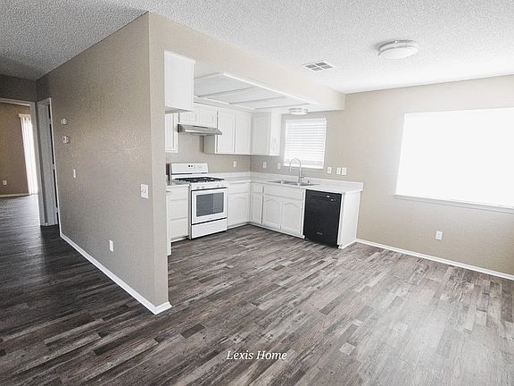 4th image of 14030 Juniper St APT D