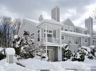 1406 York St, Mahwah, NJ 07430
