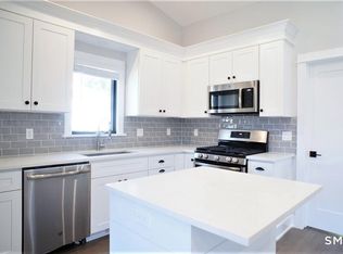 26 Loundsbury Ave #2, Norwalk, CT 06851