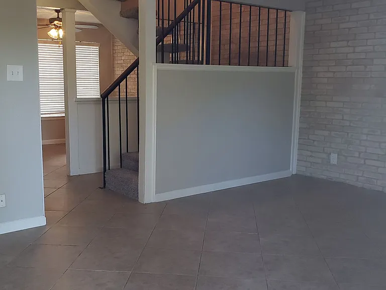 Verano at the Heights Apartments — Photo 38