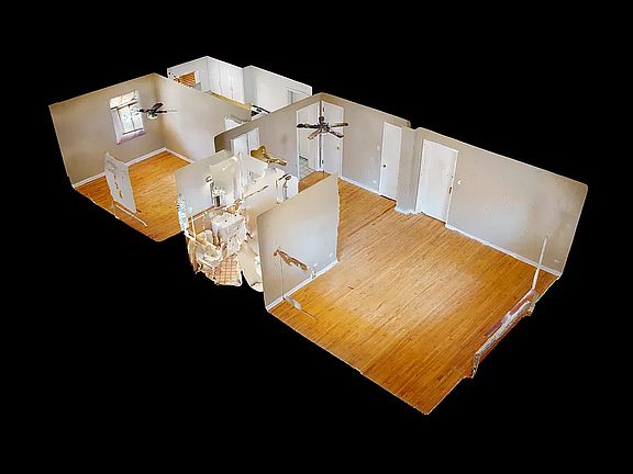 2nd image of 1375 N Pearl St APT 3