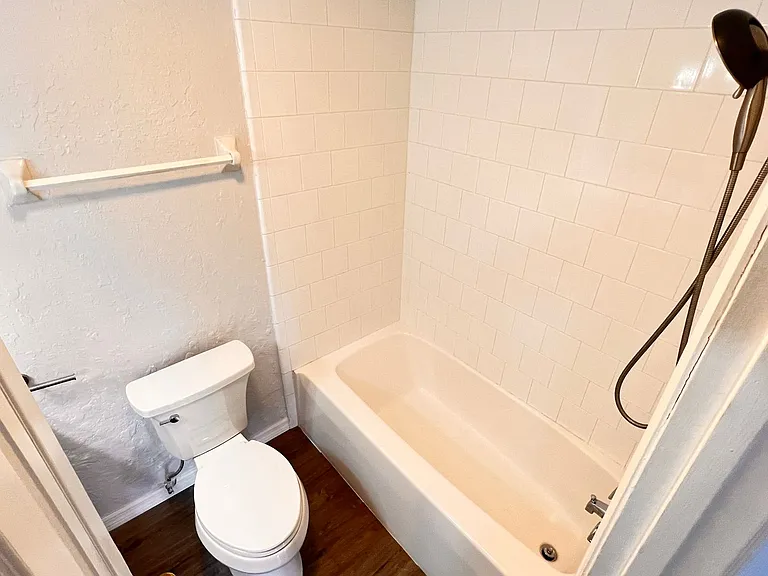 3043 Antique Oaks Cir #170 — Photo 24