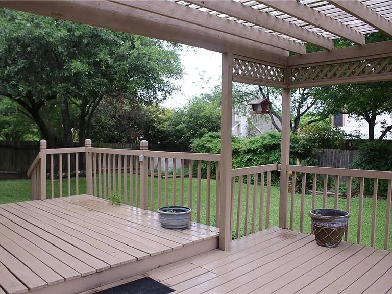 2141 Surrender Ave — Photo 37