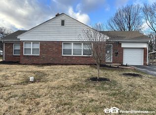 403 Hampshire Ct, Saint Louis, MO