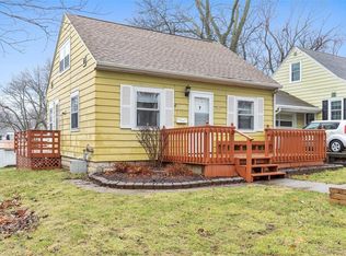 3108 C Ave NE, Cedar Rapids, IA 52402