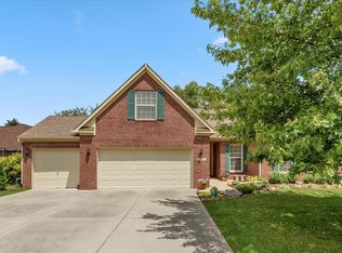 661 Georgetown Rd, Greenwood, IN 46142