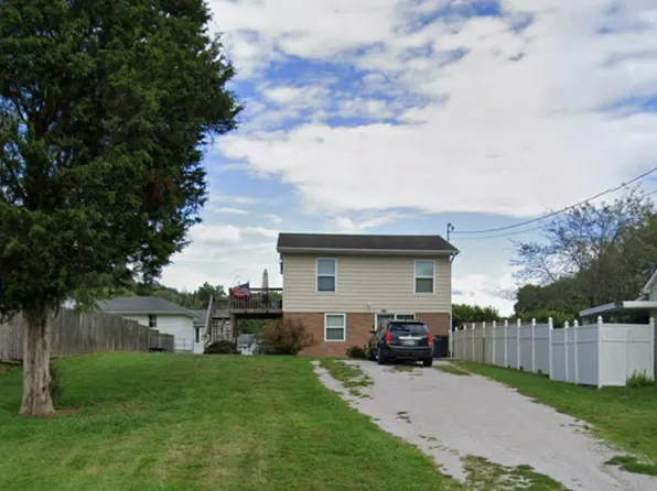 4316 Stella St, Parkersburg, WV 26104