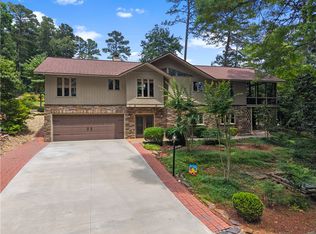 3 Windward Ct, Salem, SC 29676