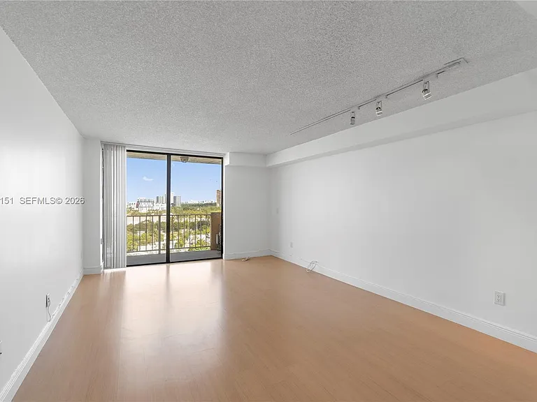 2350 NE 135th St #1202 — Photo 8