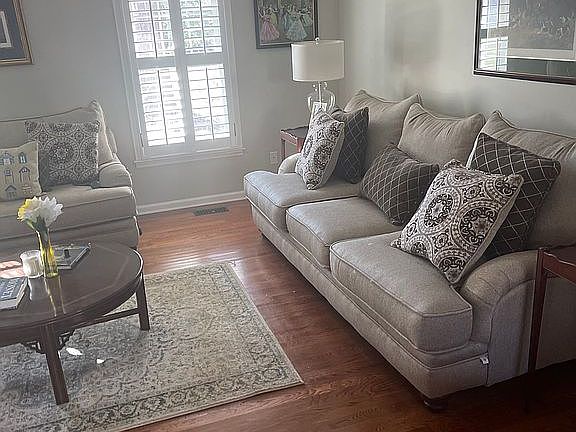 5th image of 231 Parkview Dr