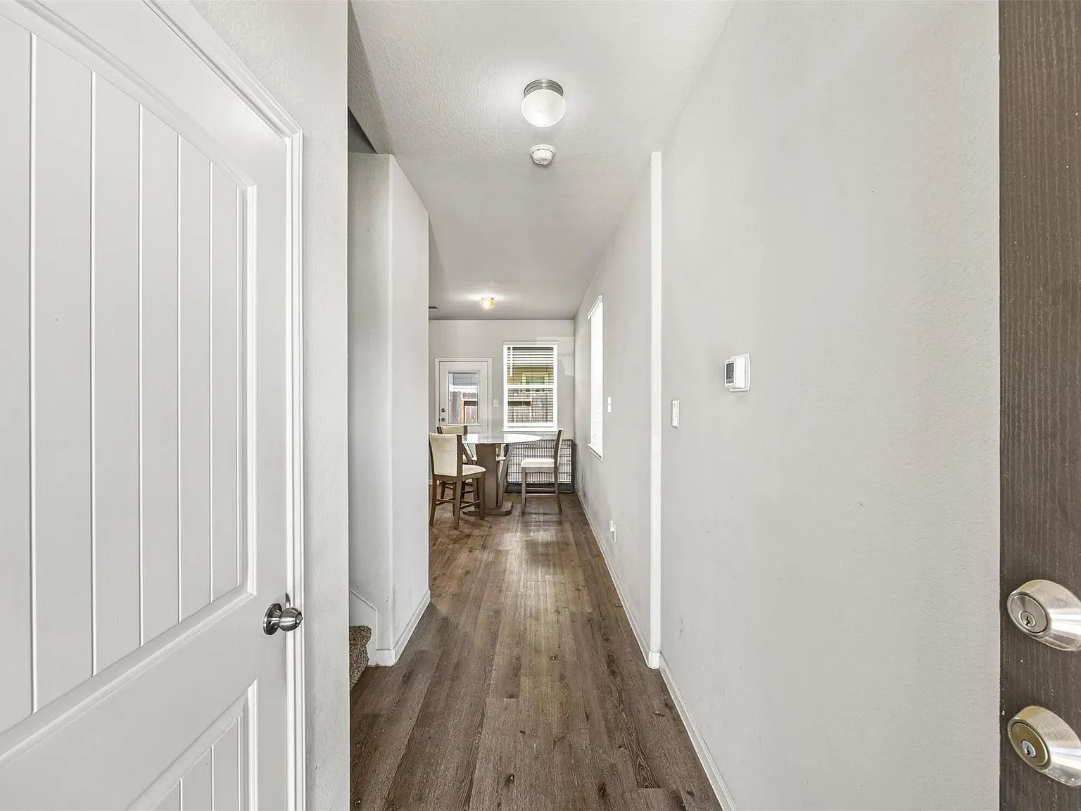 3 bed, 2.5 bath, 1770 sqft, $2,300 — Photo 3