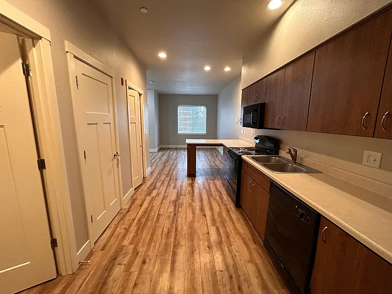 30625 SW Willamette Way E — Photo 21
