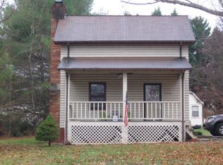 307 Plaza Dr, Wilkesboro, NC 28697