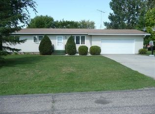 214 4th St SE, Rothsay, MN 56579