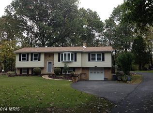 562 Lockhouse Rd, Falling Waters, WV 25419