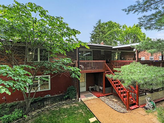 2nd image of 210 Ridgelea Dr