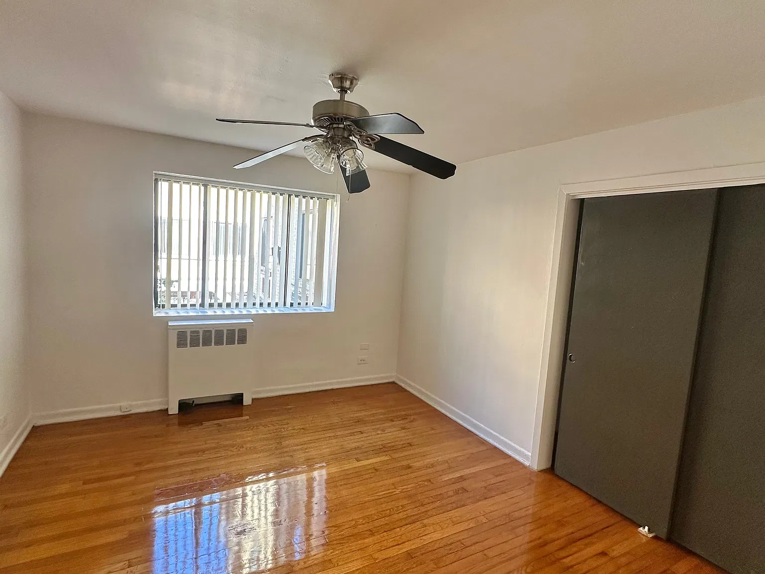 2 bed, 1.0 bath, $1,875 — Photo 3
