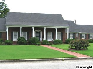 2304 Fleetwood Dr SE, Decatur, AL 35601