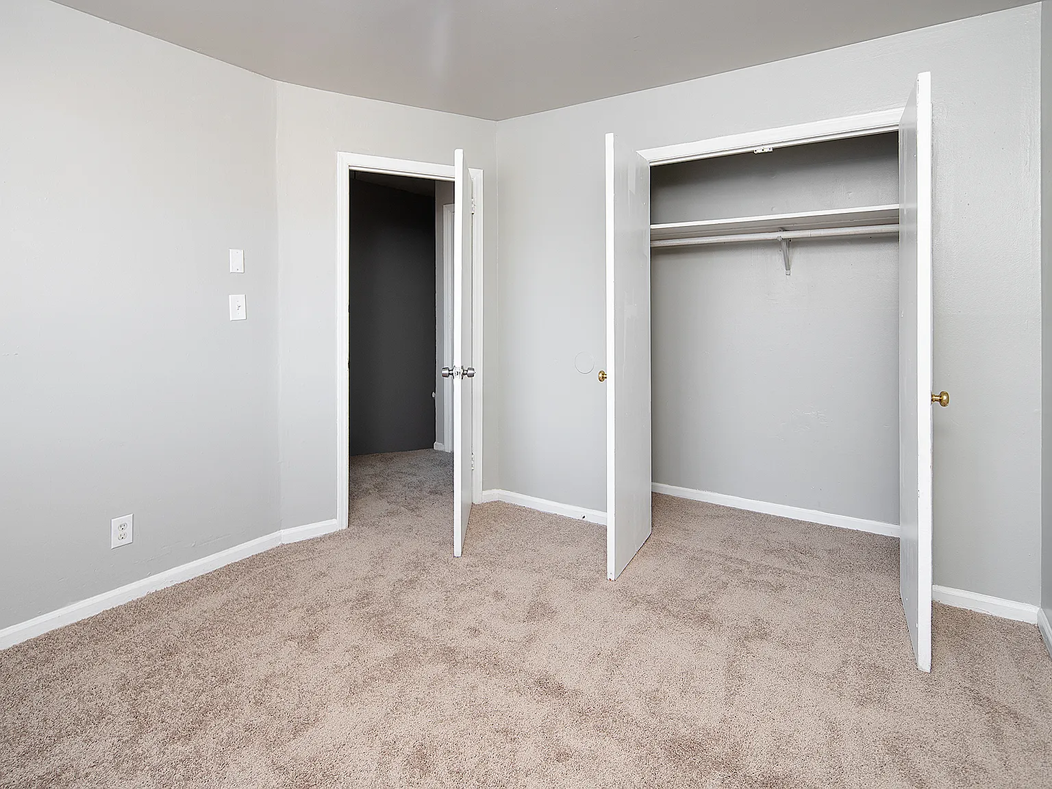 1 bed, 650 sqft, $975 — Photo 3