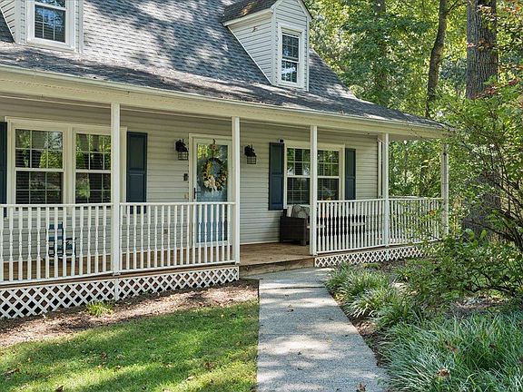 4th image of 211 Regal Oaks Way