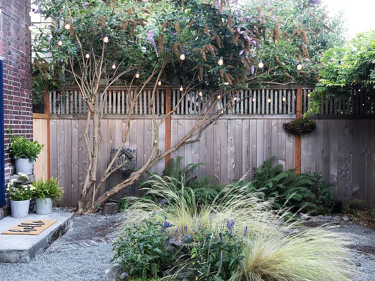 2020 Dexter Ave N — Photo 17
