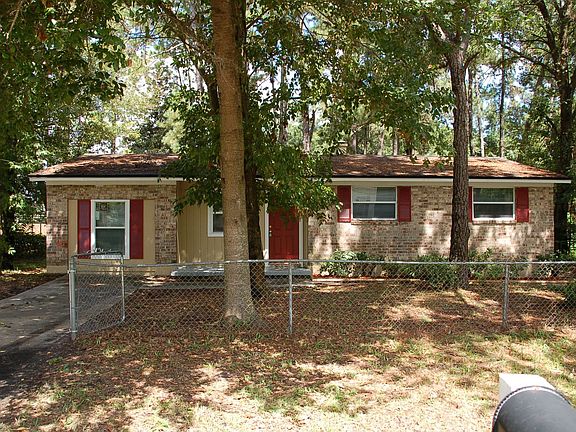 4th image of 7045 Matthew St