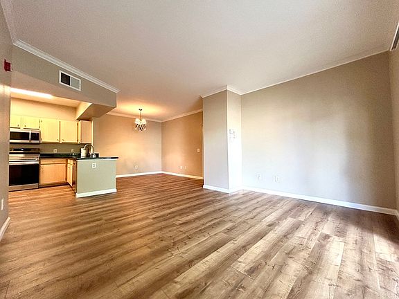 3rd image of 701 Gibson Dr APT 1721