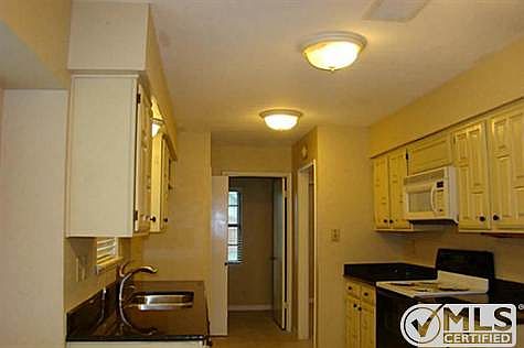 5th image of 2304 Ables Dr