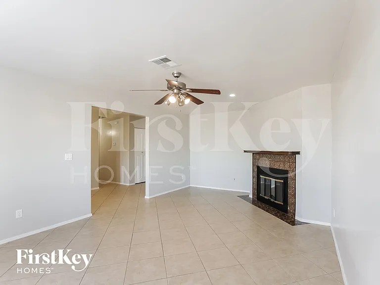 3509 W Cheryl Dr — Photo 3
