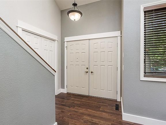 2nd image of 363 Zion Cir
