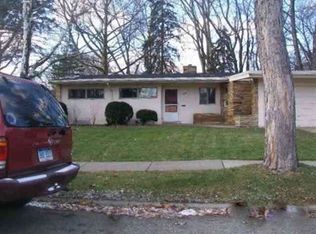 24241 Ithaca St, Oak Park, MI 48237