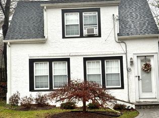 420 Van Dyke St, Ridgewood, NJ 07450