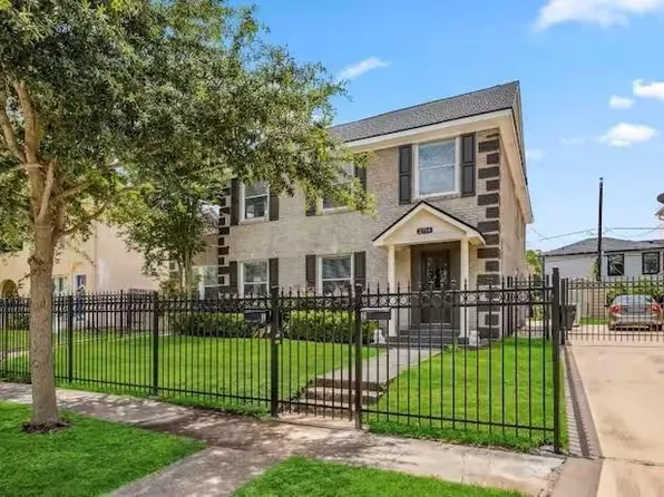 2714 Palm St APT 2, Houston, TX 77004