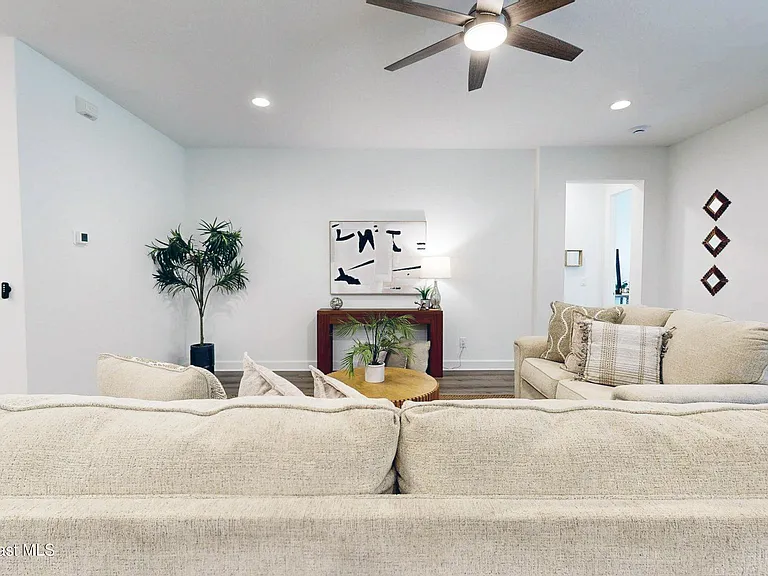 3723 Ornis Ct — Photo 44