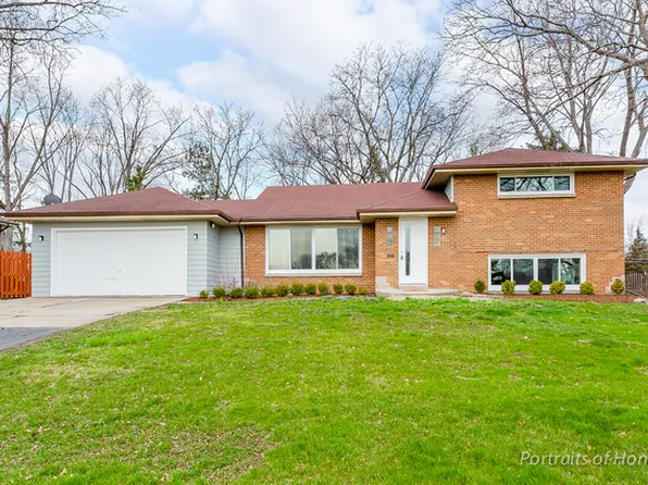 6N230 Acacia Ln, Medinah, IL 60157
