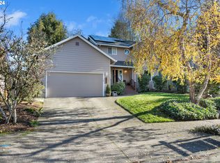 136 NE 49th Ave, Hillsboro, OR
